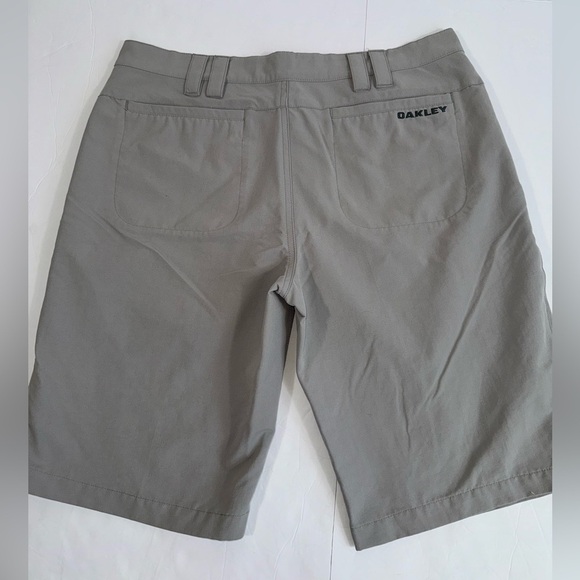 OAKLEY SHORTS Gray men’s 36W - Picture 7 of 8